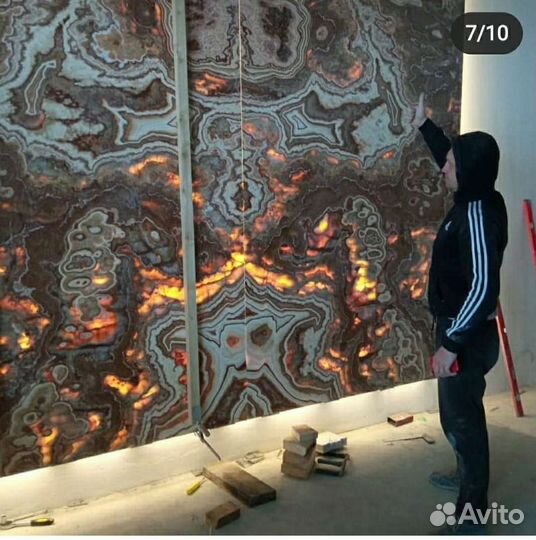 Панно из Оникса