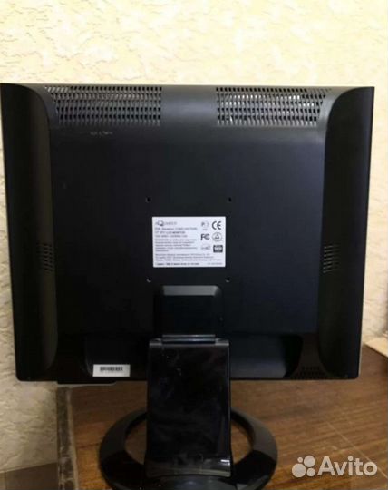 Монитор Aquarius 1740d