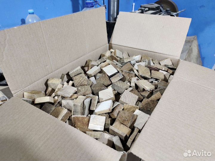 Дрова дубовые сухие в коробках