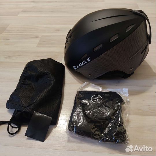 Шлем горнолыжный профессиональный