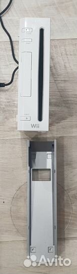 Nintendo Wii + аксессуары для него