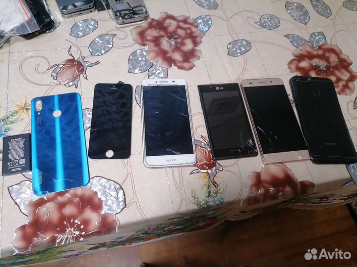 Запчасть для телефона