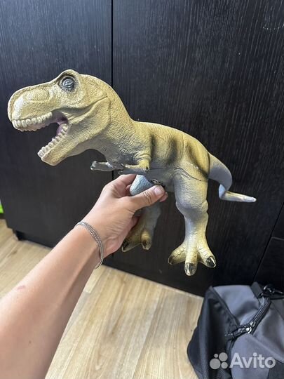 Тиранозавр, трицератопс, анкилозавр