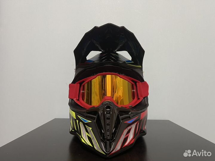Шлем кроссовый (эндуро) новый