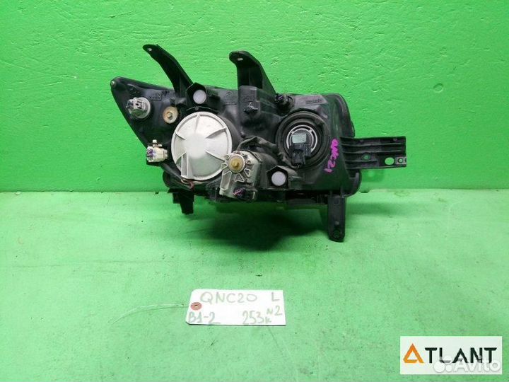 Фара левая toyota BB