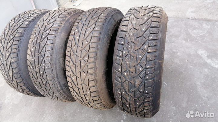 Tigar SUV Ice 215/65 R17