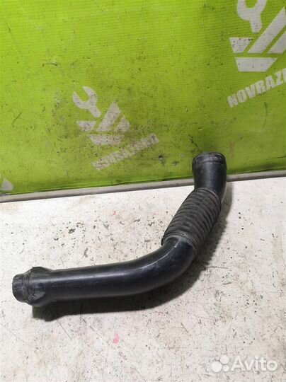 Патрубок воздушного фильтра Рено Логан