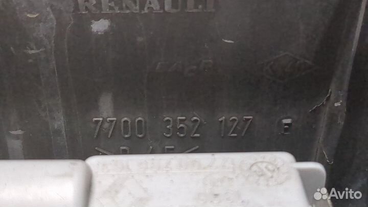 Подсветка номера Renault Master