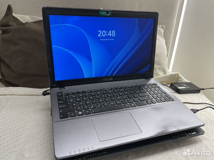 Ноутбук Asus X550L