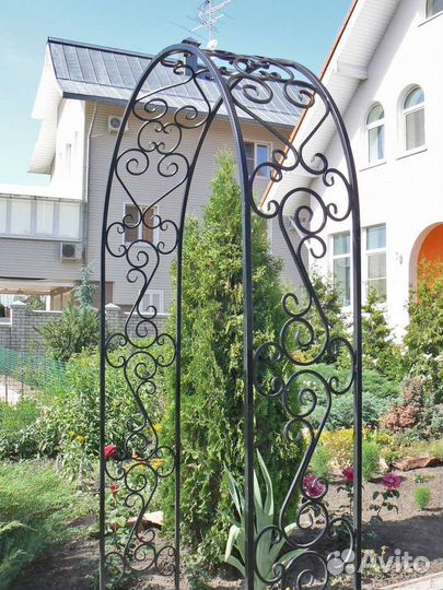 Арка садовая
