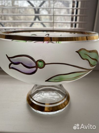 Ваза на ножке, Богемия