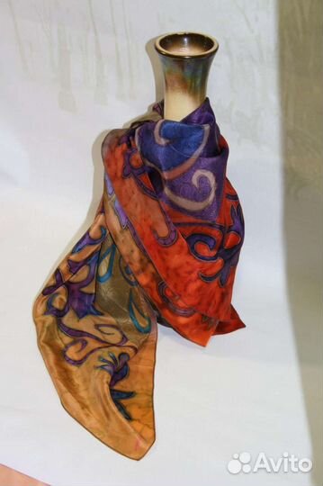 Платок с буквой 