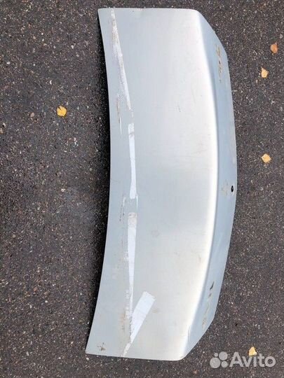 Крышка багажника Renault Logan