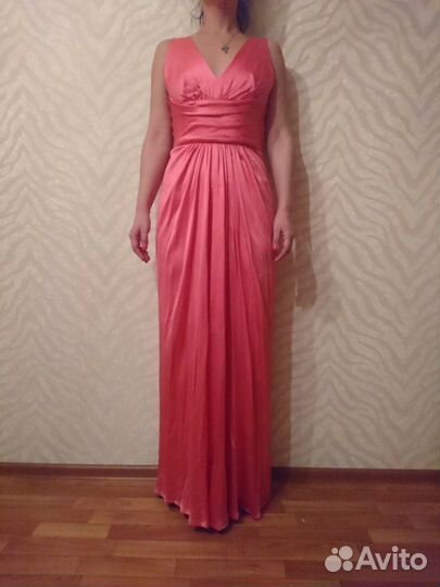 Платье вечернее шелковое. 100 Carolina Herrera