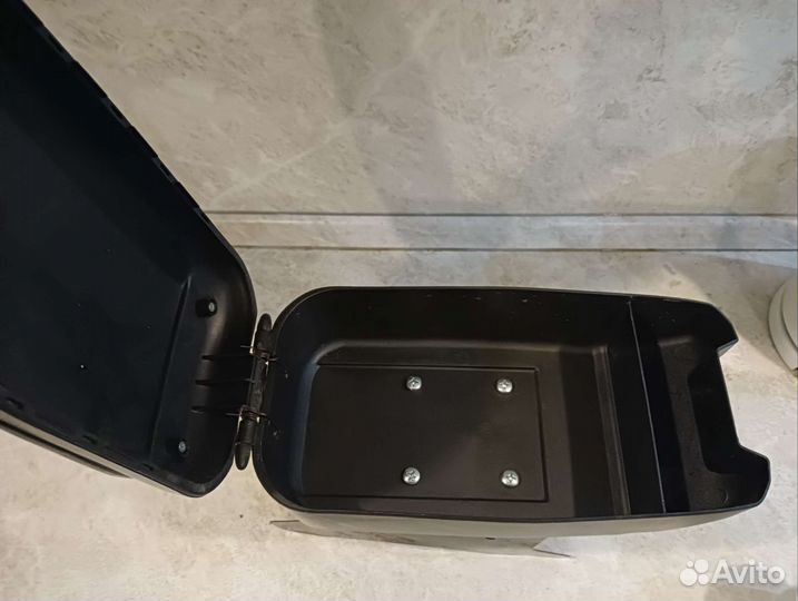 Подлокотник