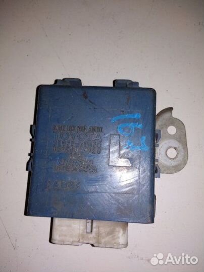 Блок управления Toyota Land Cruiser VDJ200 1vdftv