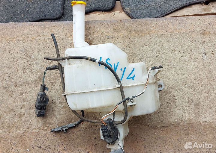 Бачок омывателя стекла Мазда 3 bl