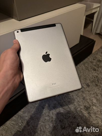 iPad 5 поколения 2017 32gb (wifi+LTE)