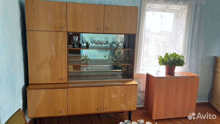 Буфеты и серванты