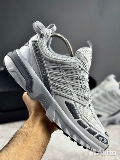 Кроссовки мужские 42