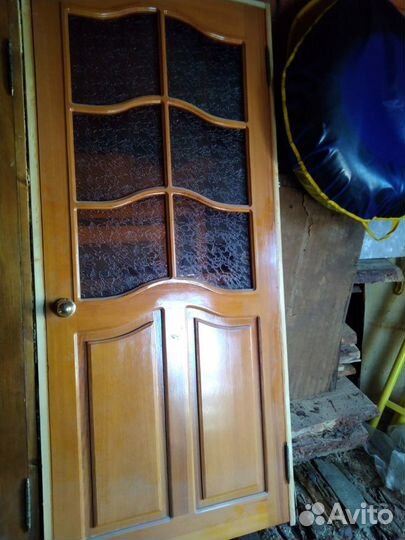 Двери из массива сосны бу