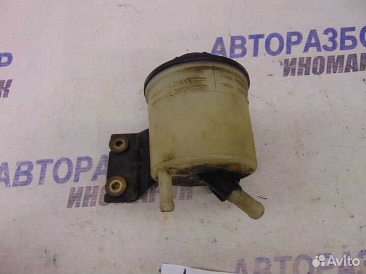 Бачок гидроусилителя для Nissan Almera 1995-2001г