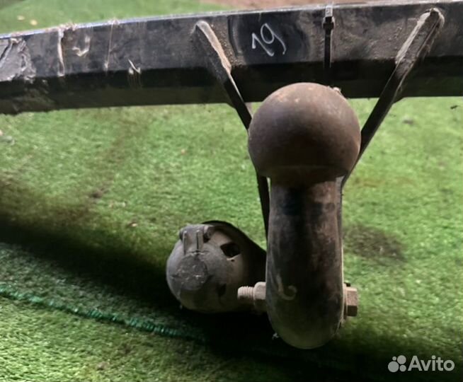 Прицепное устройство (фаркоп) Nissan X-Trail 2004