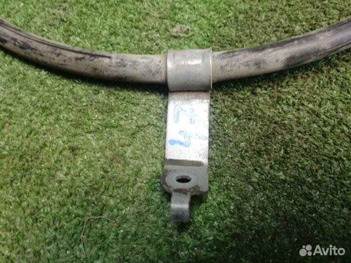 Трос ручного тормоза правый Toyota Corolla ZRE210