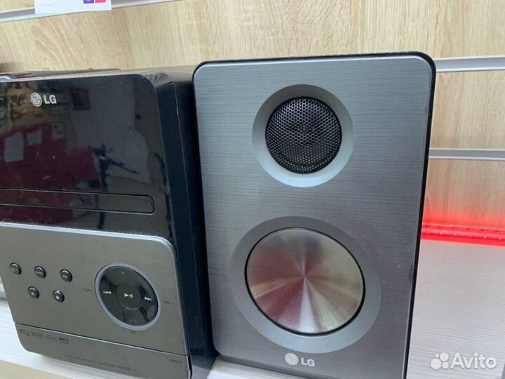 Музыкальный центр LG xb 66
