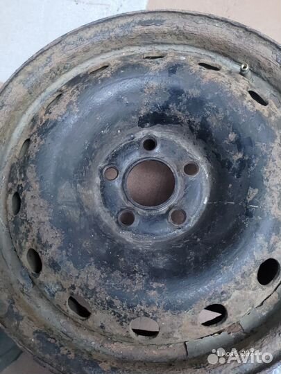 Диски штамповка р 15. 5 x 100. D 57,1