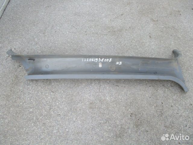 Накладка лобового стекла левая Mercedes-Benz A9416