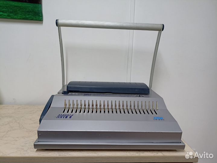 Машина переплетная CB-240