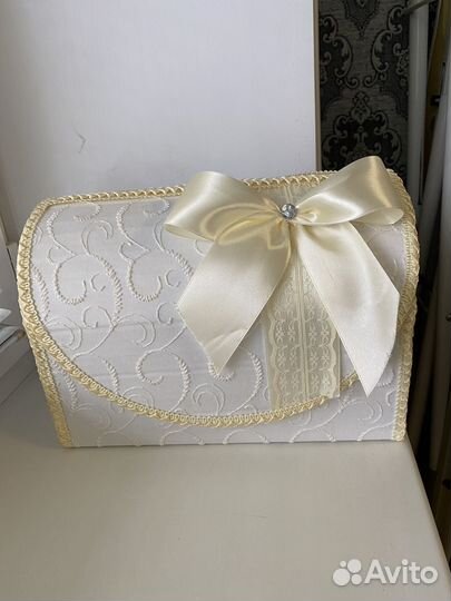 Свадебный сундук для денег