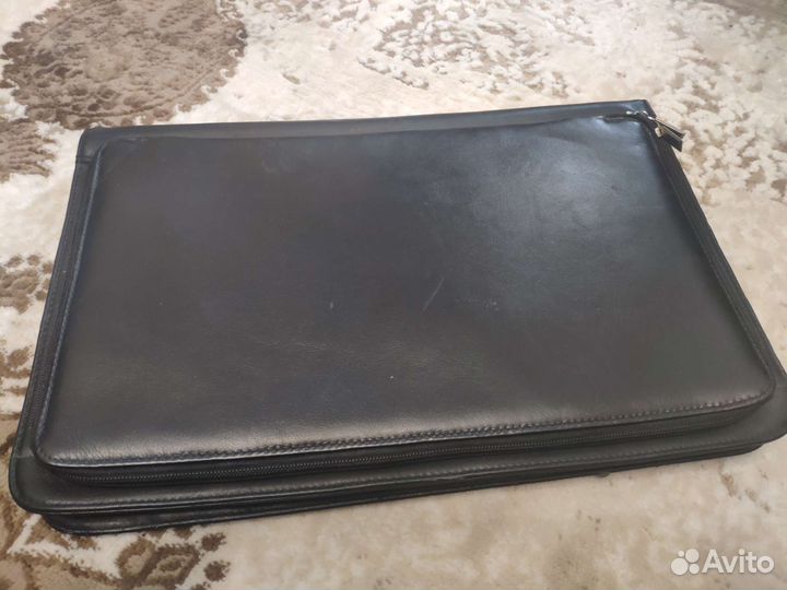 Кожаная папка для документов