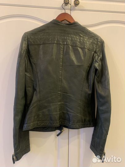 Куртка кожаная женская