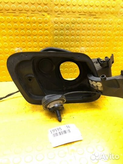 Лючок бензобака (топливного бака) Bmw 2-Series F44