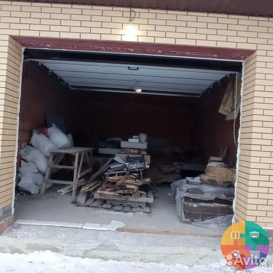 Секционные ворота