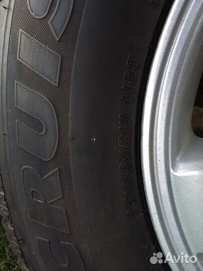 Bridgestone Ice Cruiser 7000 265/65 R17