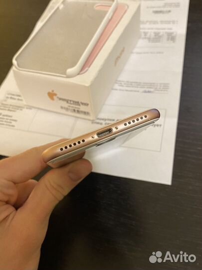 iPhone 7, 32 ГБ