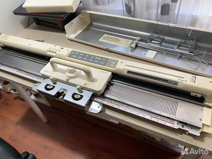 Silver Reed SK 580 вязальная машина 5 класса