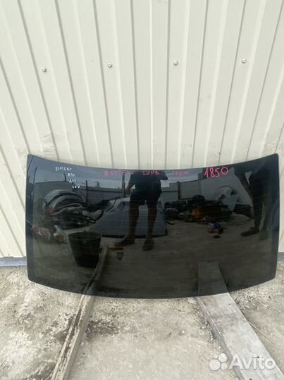 Заднее стекло Vortex Estina