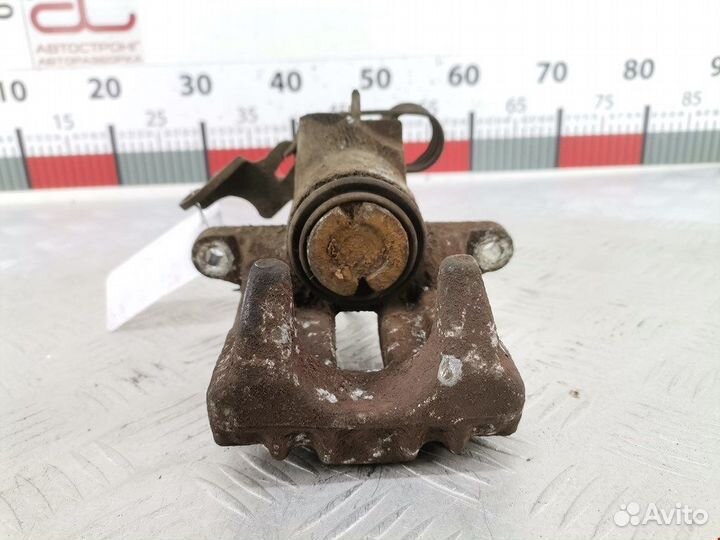 Суппорт задний правый для Audi A4 B5 8E0615424