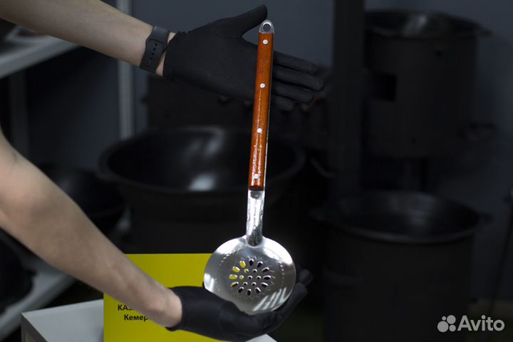 Половник с деревянной ручкой 40 см (Новый)