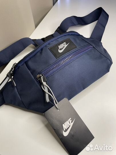 Поясная сумка Nike