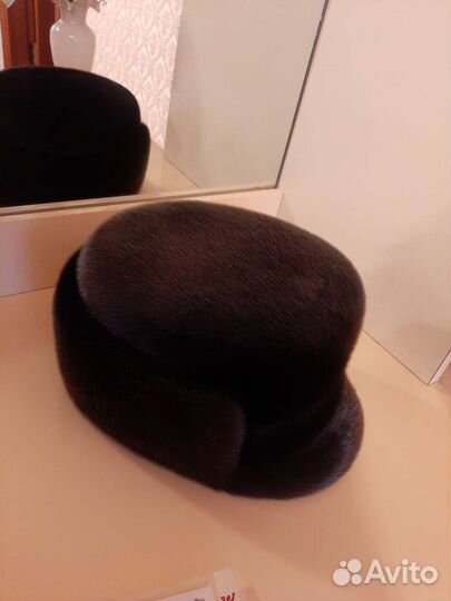 Меховая мужская шапка