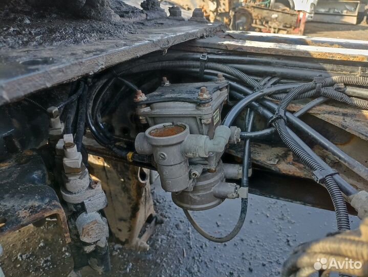 Кран управления тормозами прицепа