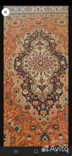 Ковер шерстяной