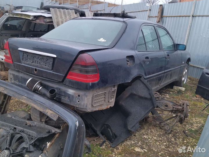 Фонарь Mercedes W202 c230 компрессор