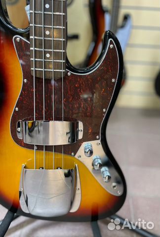 Бас гитара Fender Jazz Bass SB (Replika)