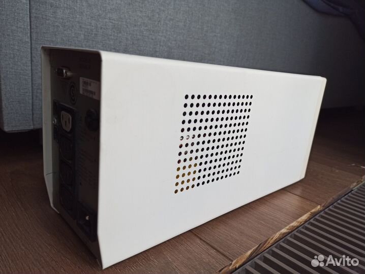 Ибп APC Back-UPS BP420SI